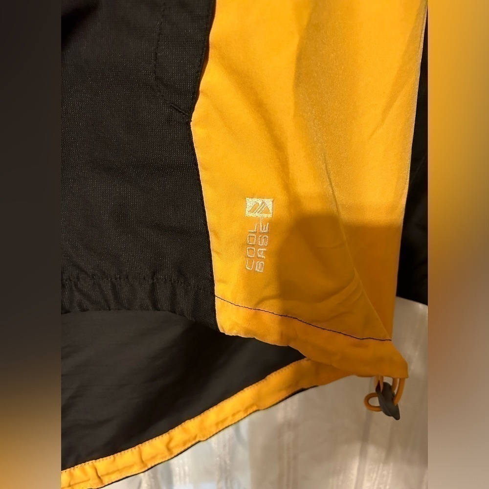 Authentic Majestic MLB Pittsburgh Pirates windbreaker - Picture 5 of 6